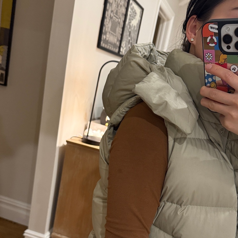 Lululemon Wunder Puff Vest in Light Green - Picture 7 of 14